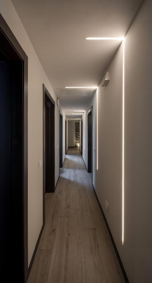 Monte Isola - Decio Rooms エクステリア 写真