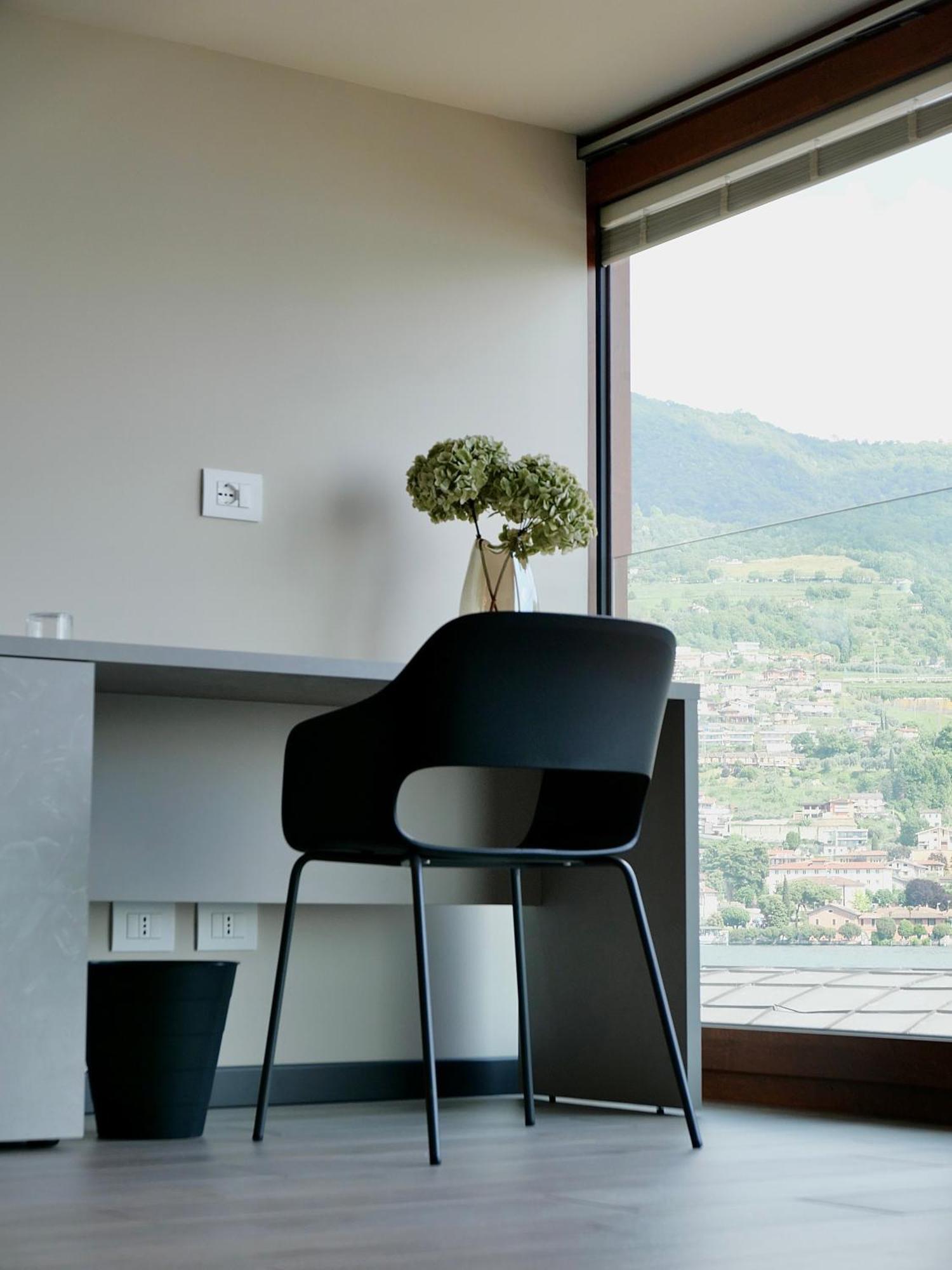 Monte Isola - Decio Rooms エクステリア 写真